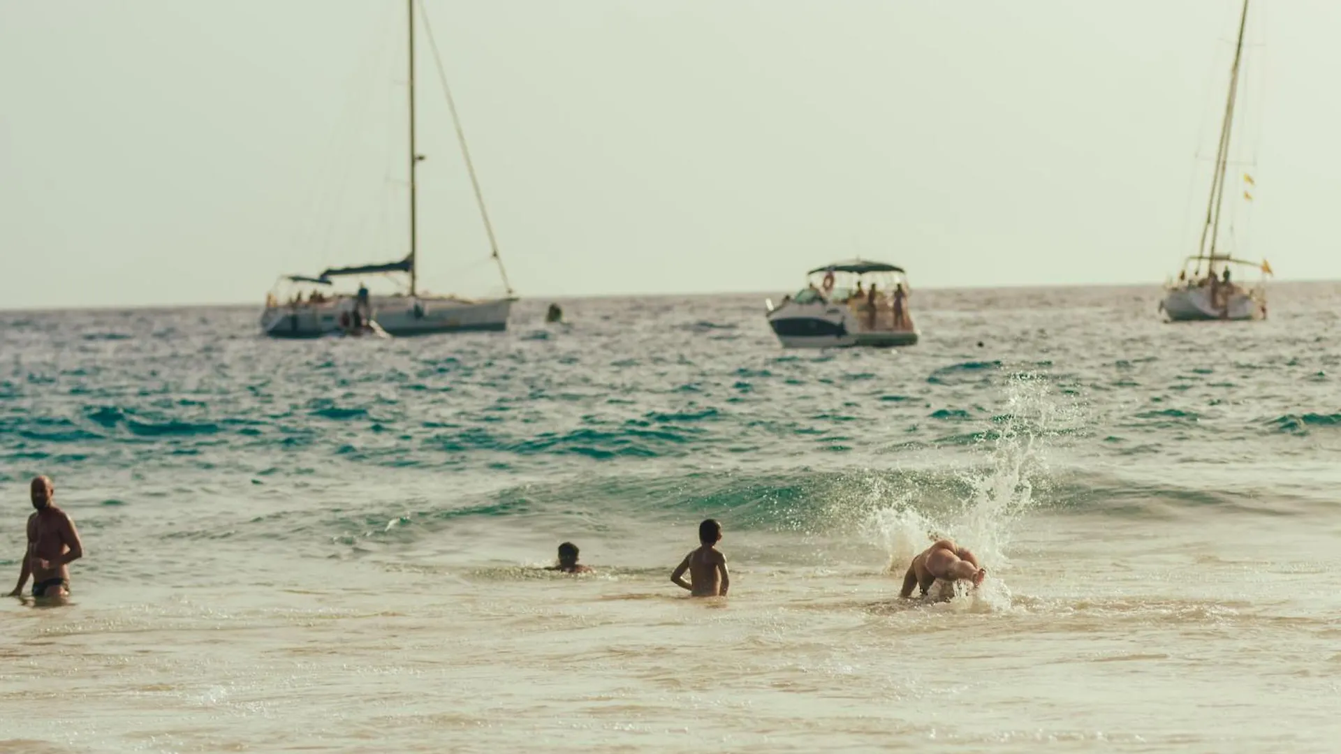 Hostel Los Amigos By Youroom La Mareta