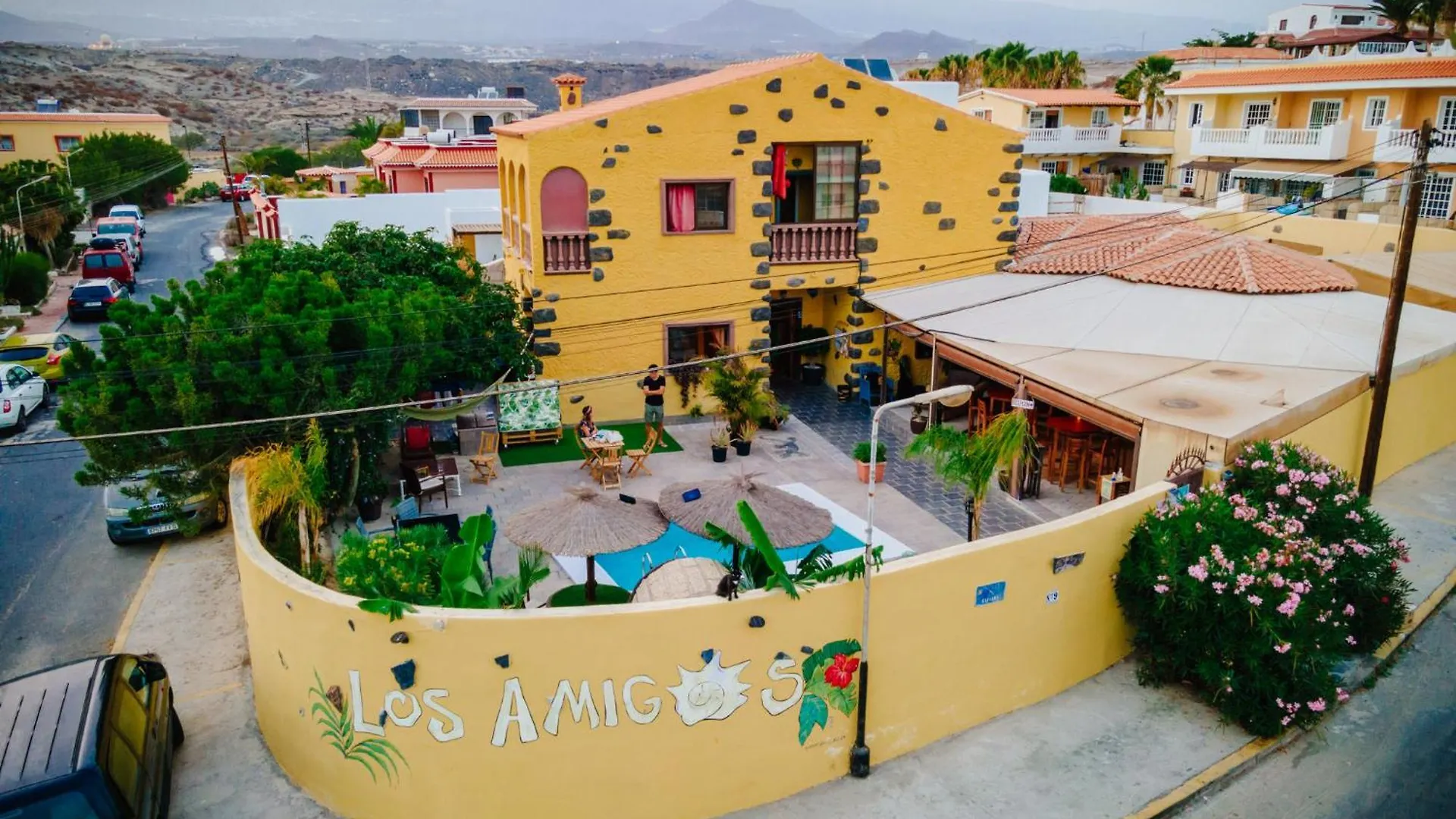 Hostel Los Amigos By Youroom La Mareta