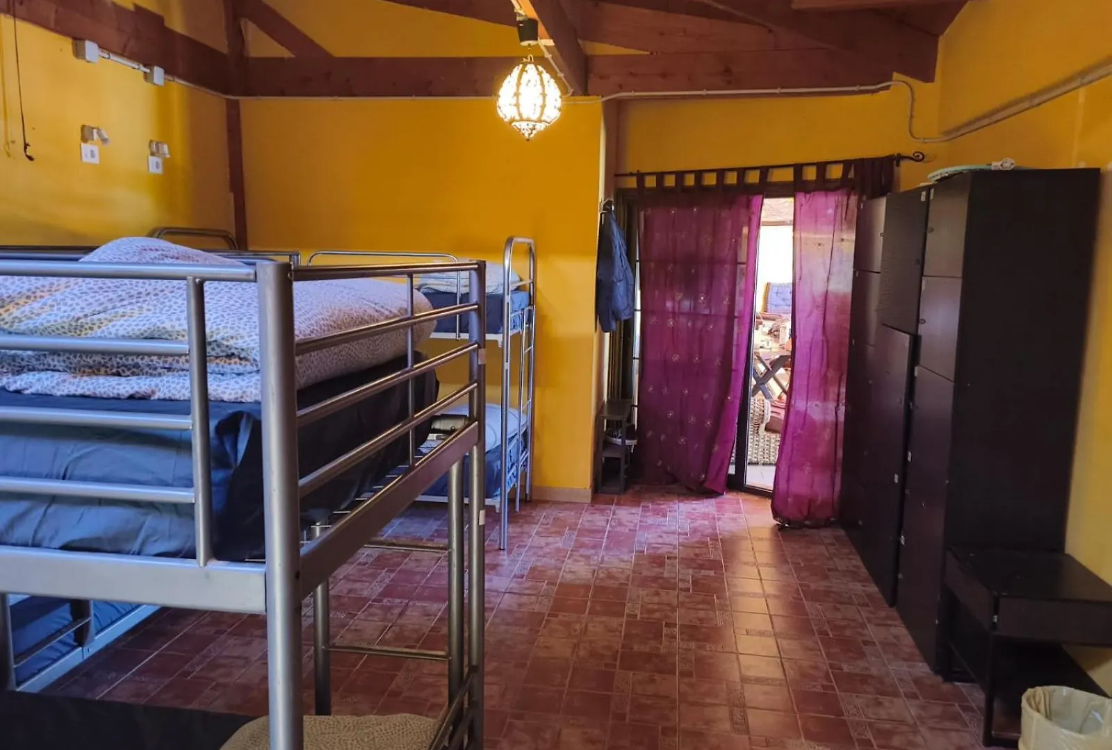 Hostel Los Amigos By Youroom La Mareta